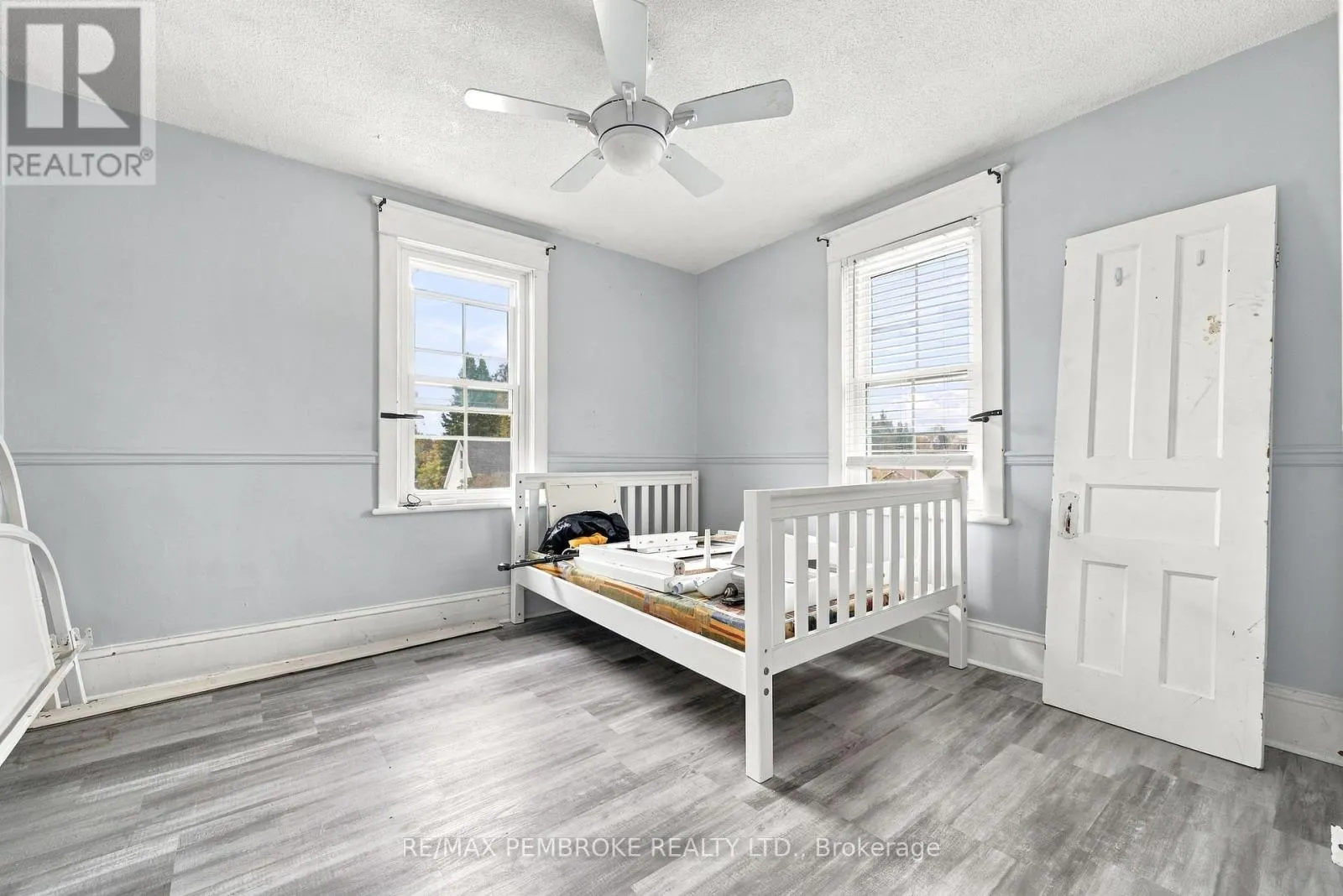 626 HAMILTON STREET W