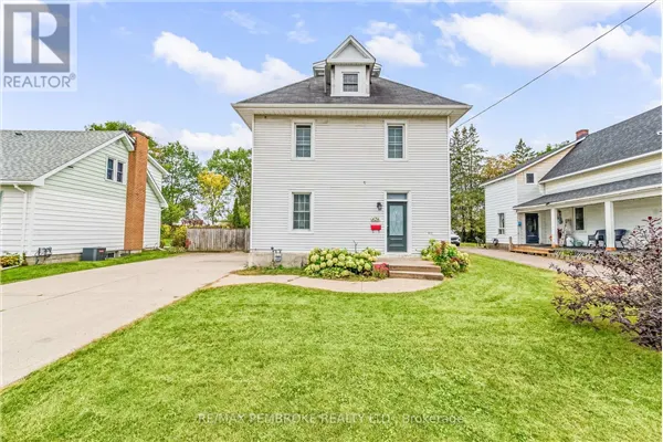 626 HAMILTON STREET W