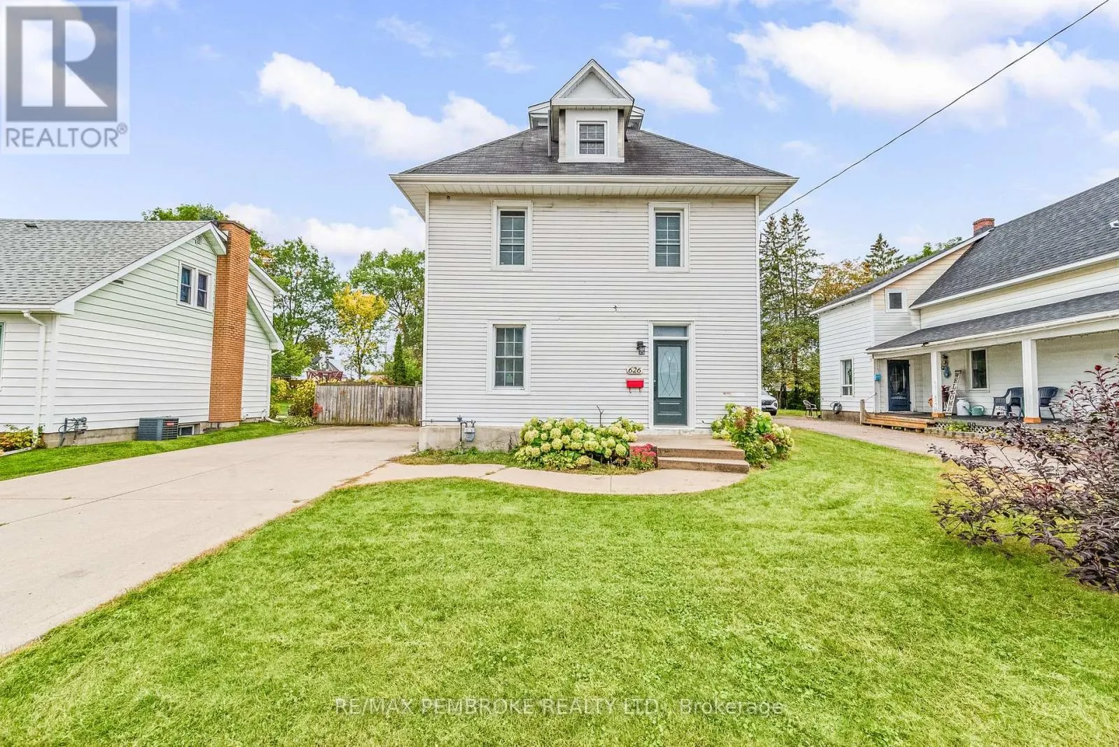 626 HAMILTON STREET W