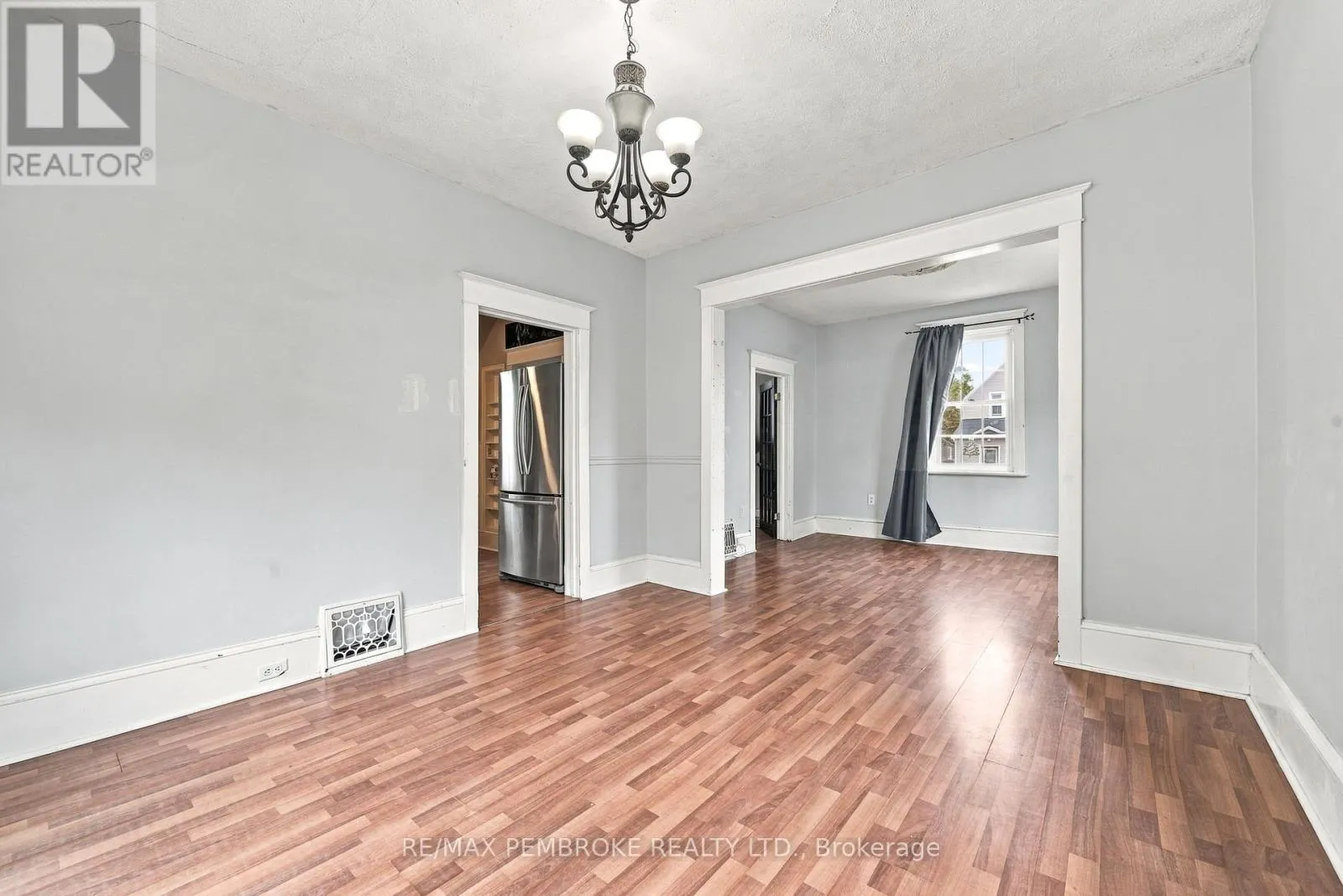 626 HAMILTON STREET W