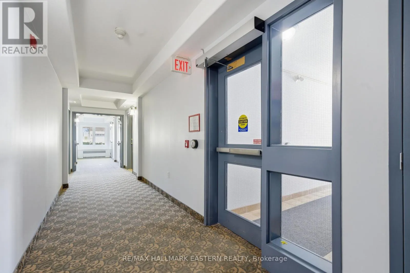 101 - 300 SPILLSBURY DRIVE #101