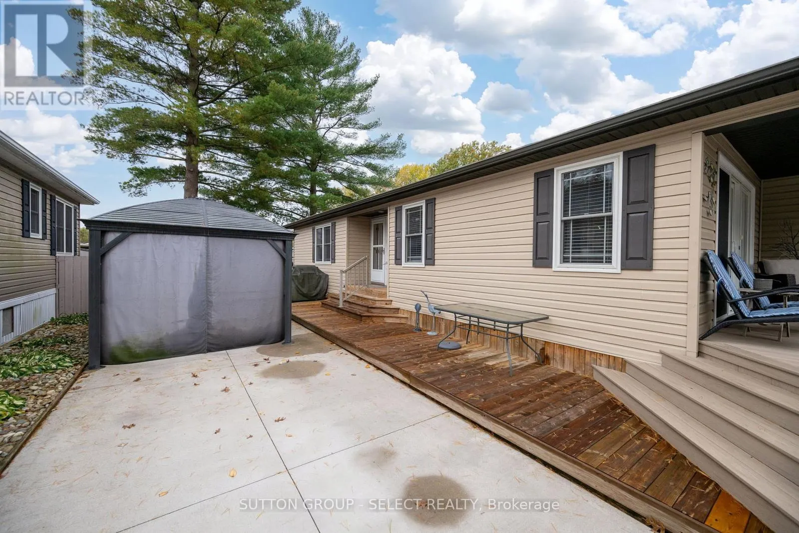 131 - 22790 AMIENS ROAD #131