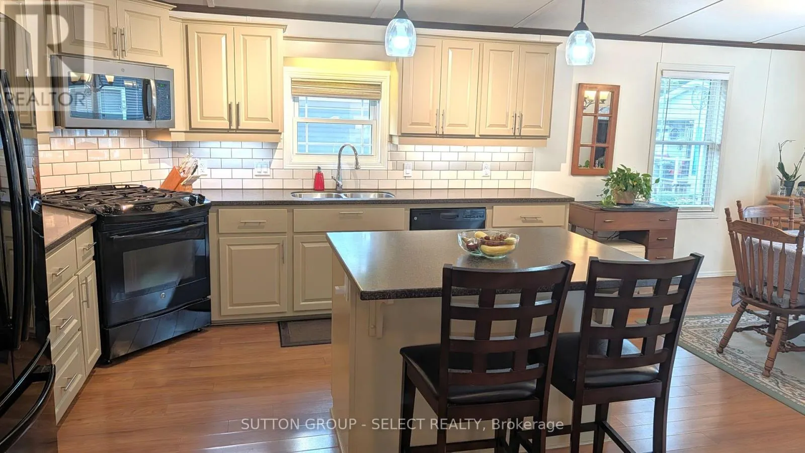 131 - 22790 AMIENS ROAD #131