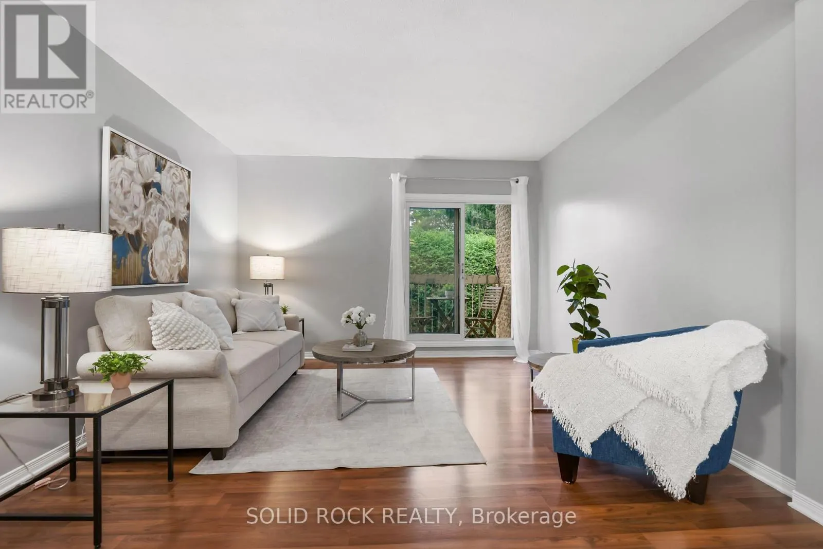 207 - 190 ELGIN STREET W