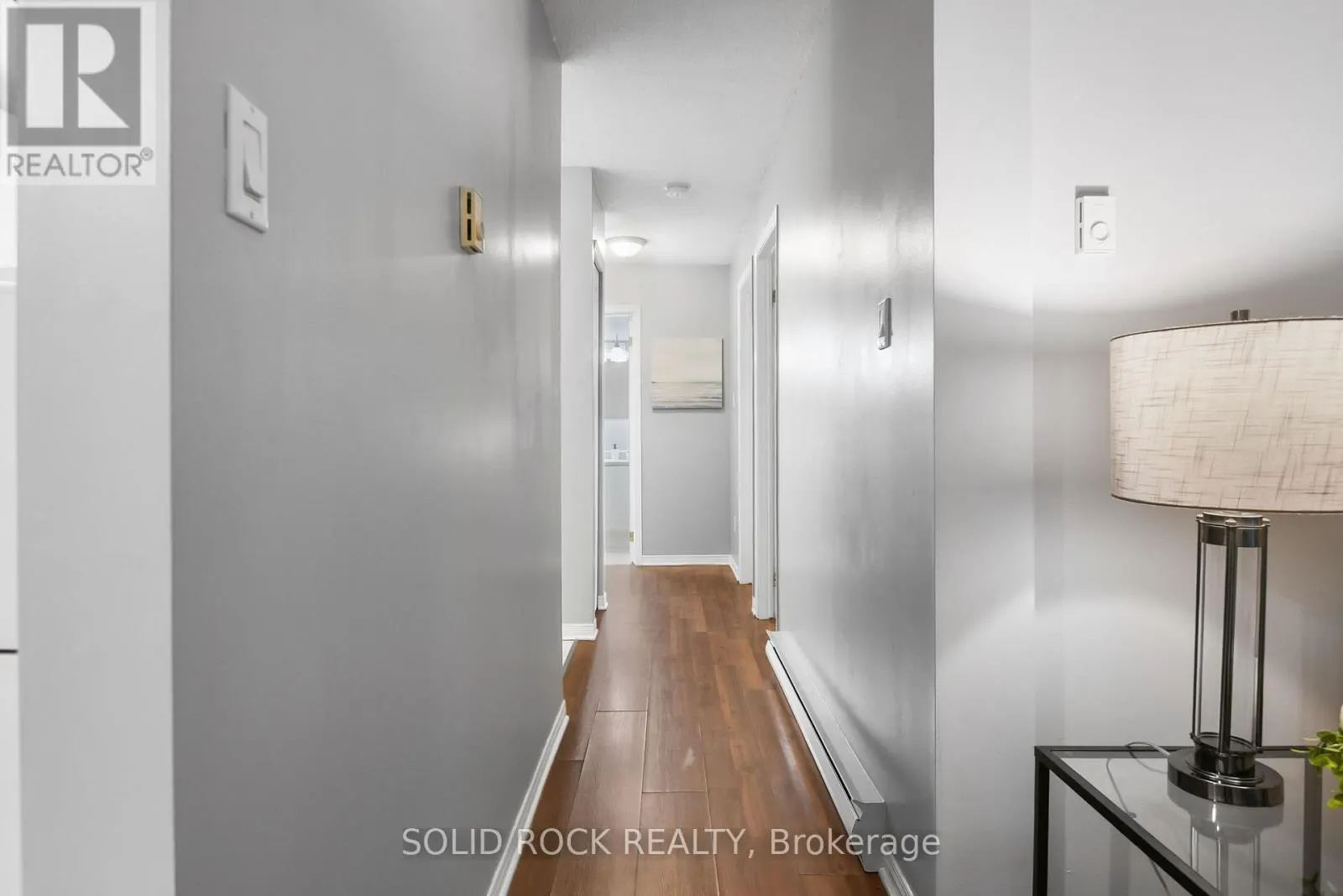 207 - 190 ELGIN STREET W