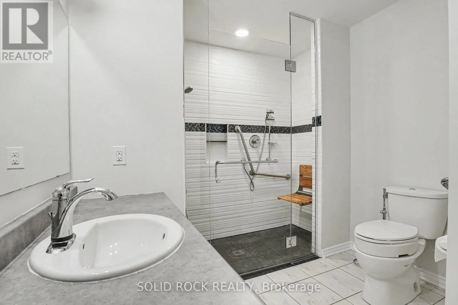 639 VIA CAMPANALE AVENUE