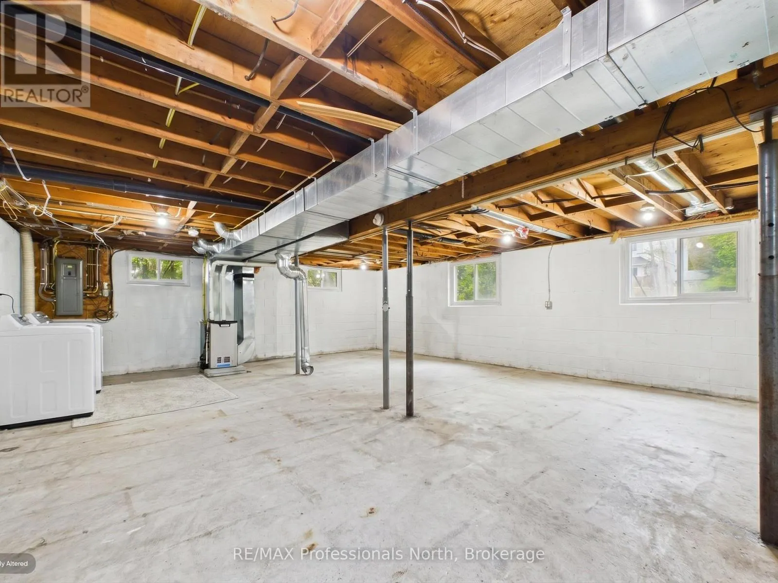 2 SILVER STREET