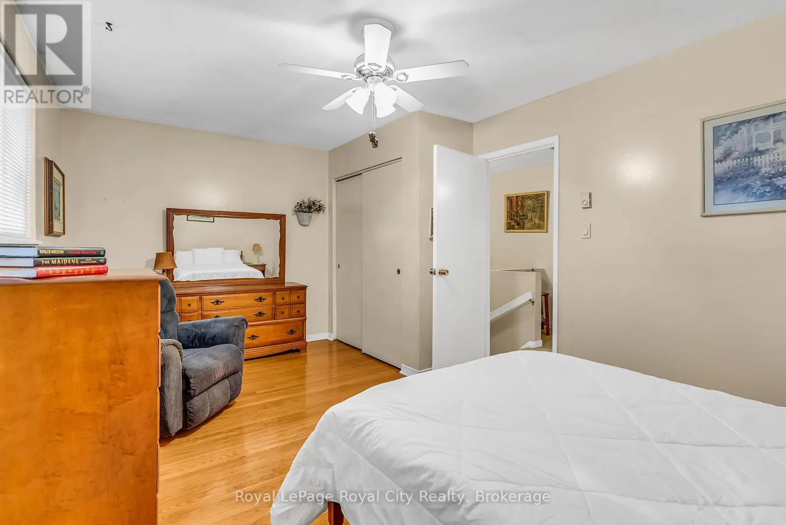 62 - 201 SILVERCREEK PARKWAY N #62