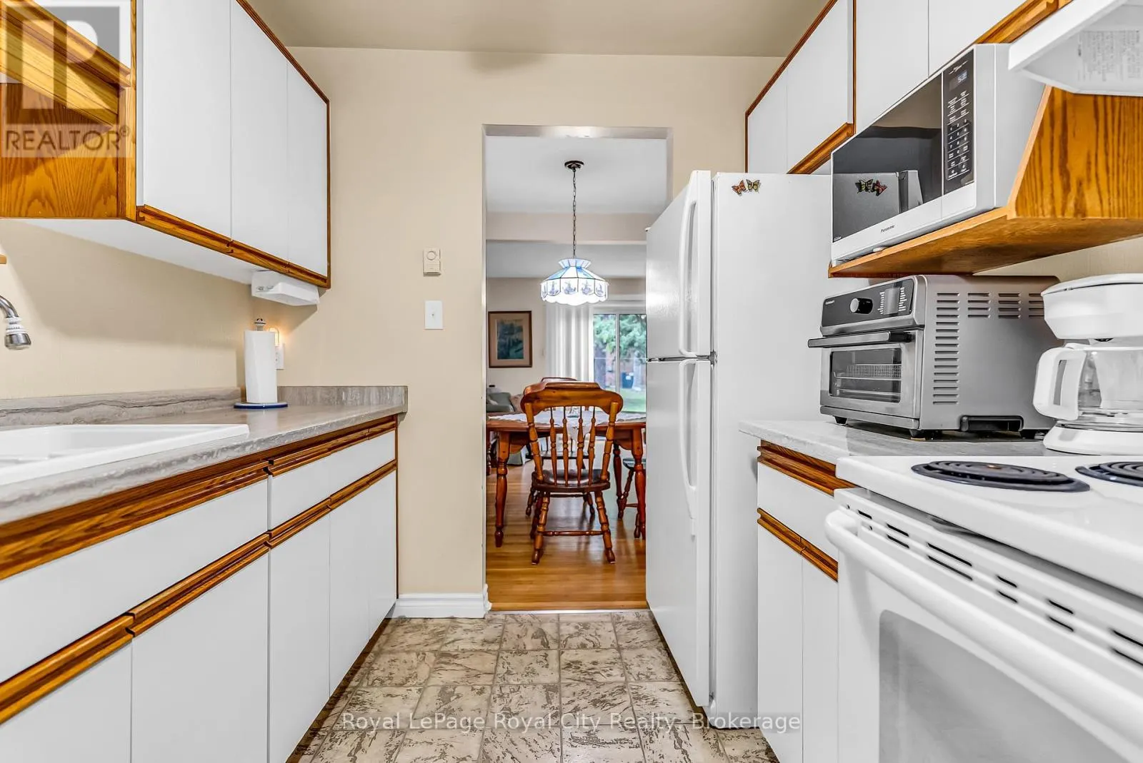 62 - 201 SILVERCREEK PARKWAY N #62