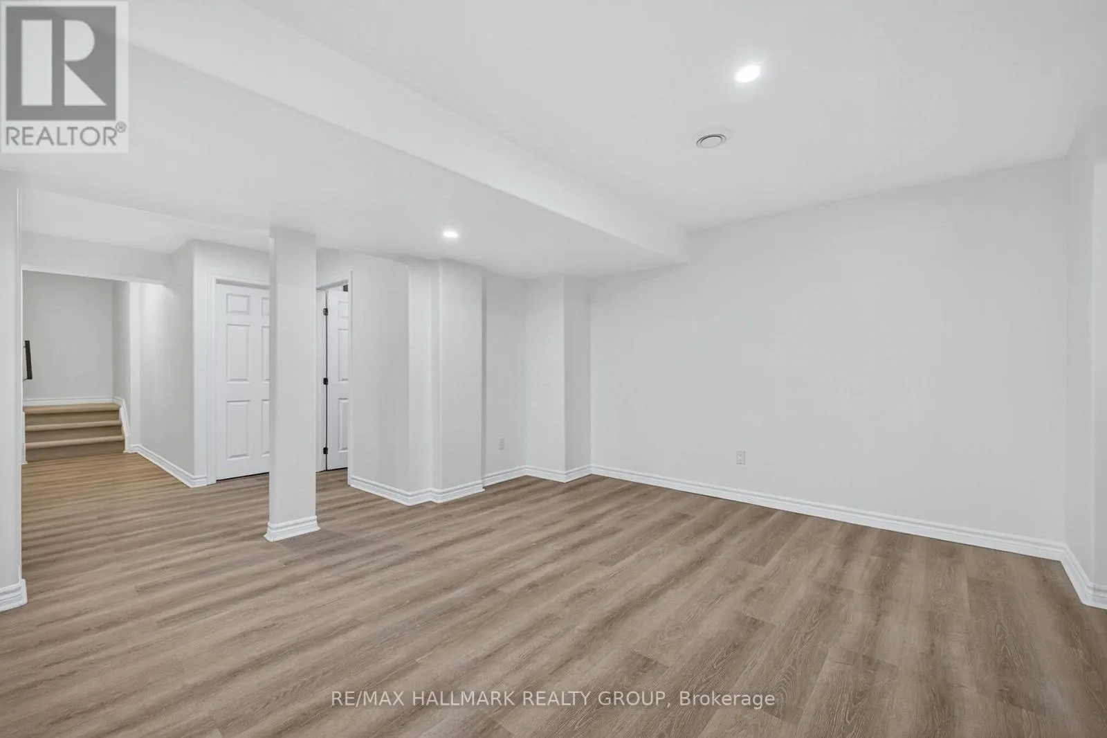 520 MAZARI CRESCENT