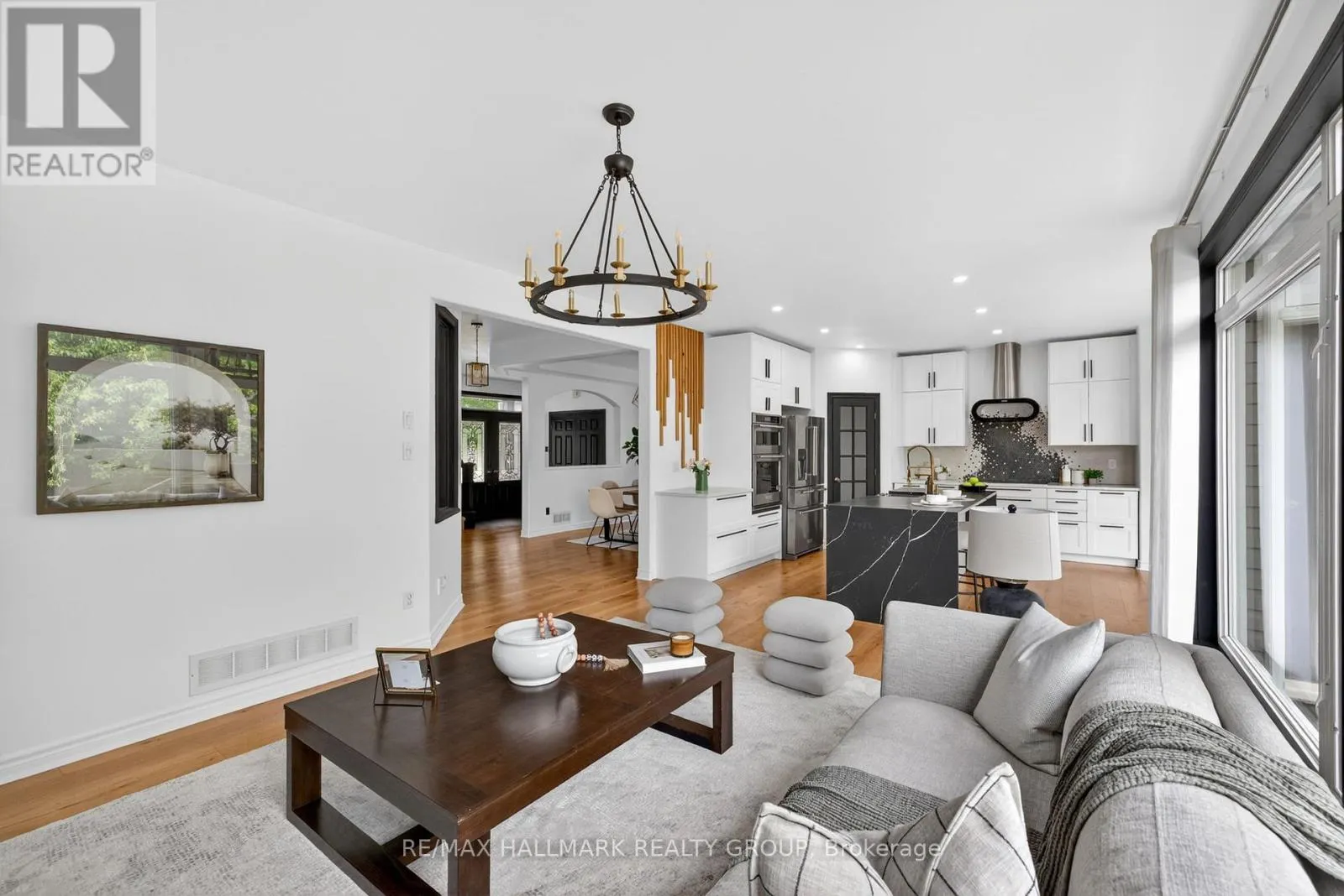 520 MAZARI CRESCENT