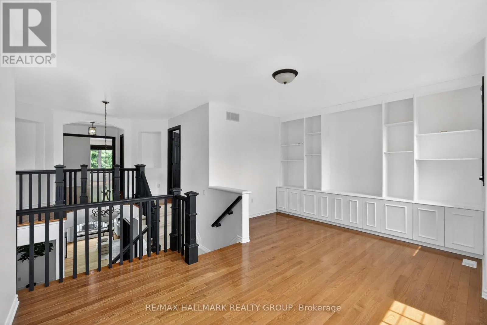 520 MAZARI CRESCENT