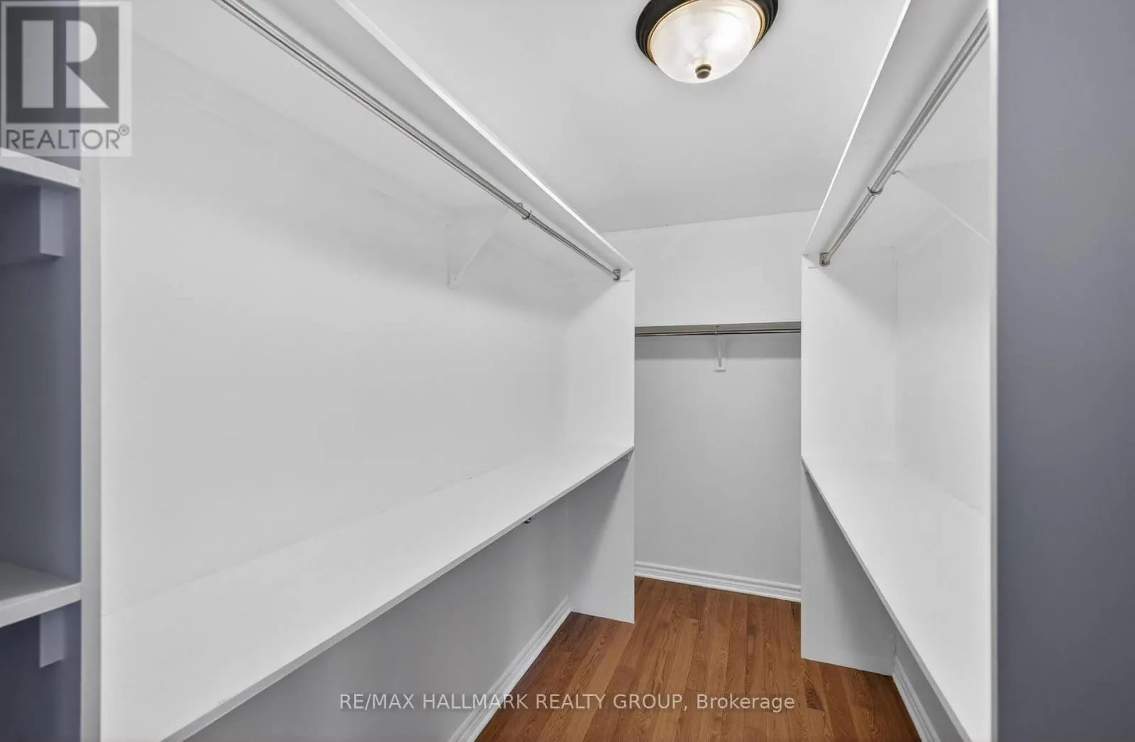 520 MAZARI CRESCENT