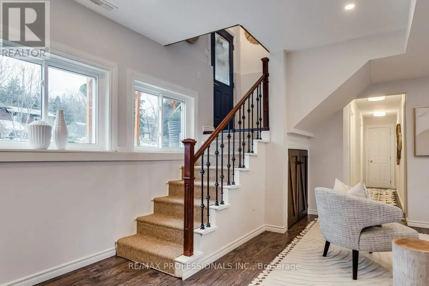 22 LAWRENCE STREET N