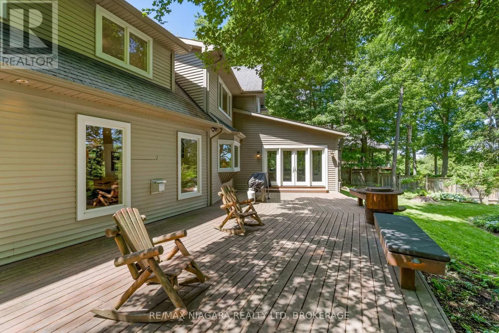 429 RIDGE ROAD E