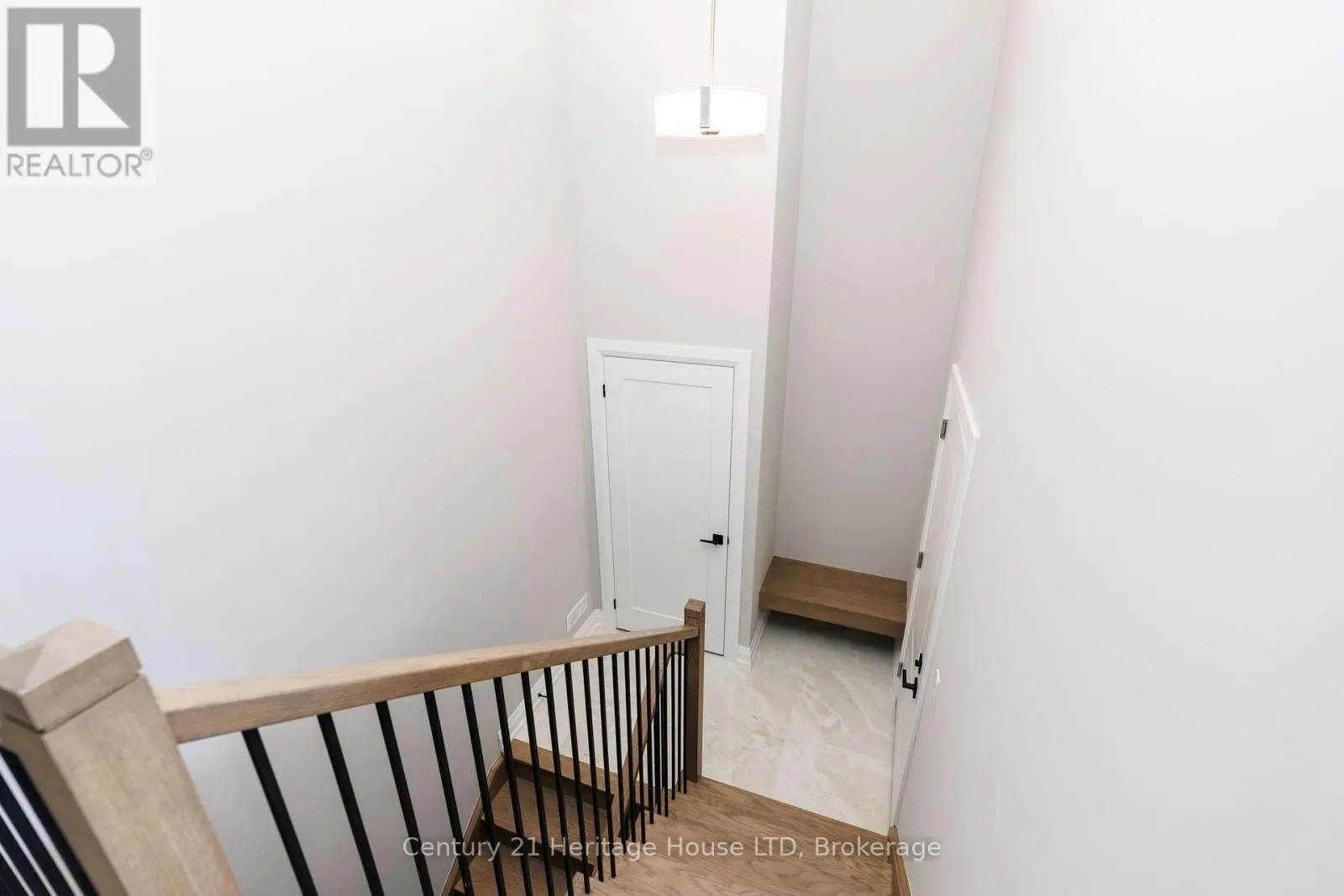 338 SUGARLOAF STREET
