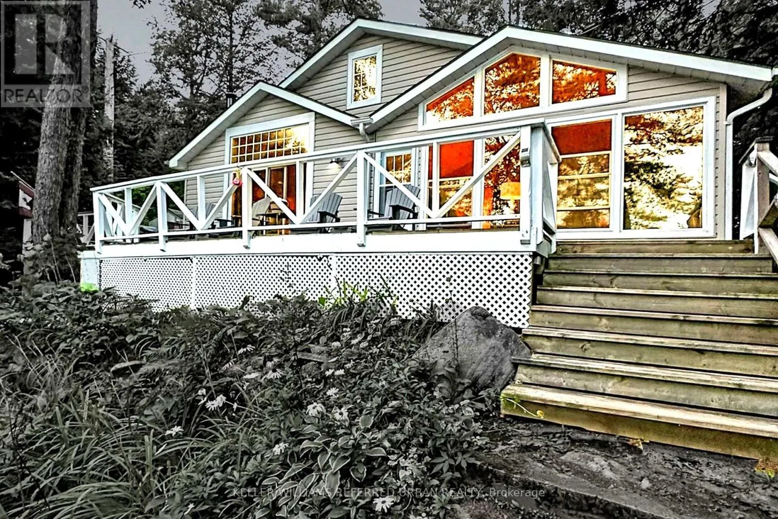 1118 PINE LAKE SHORES