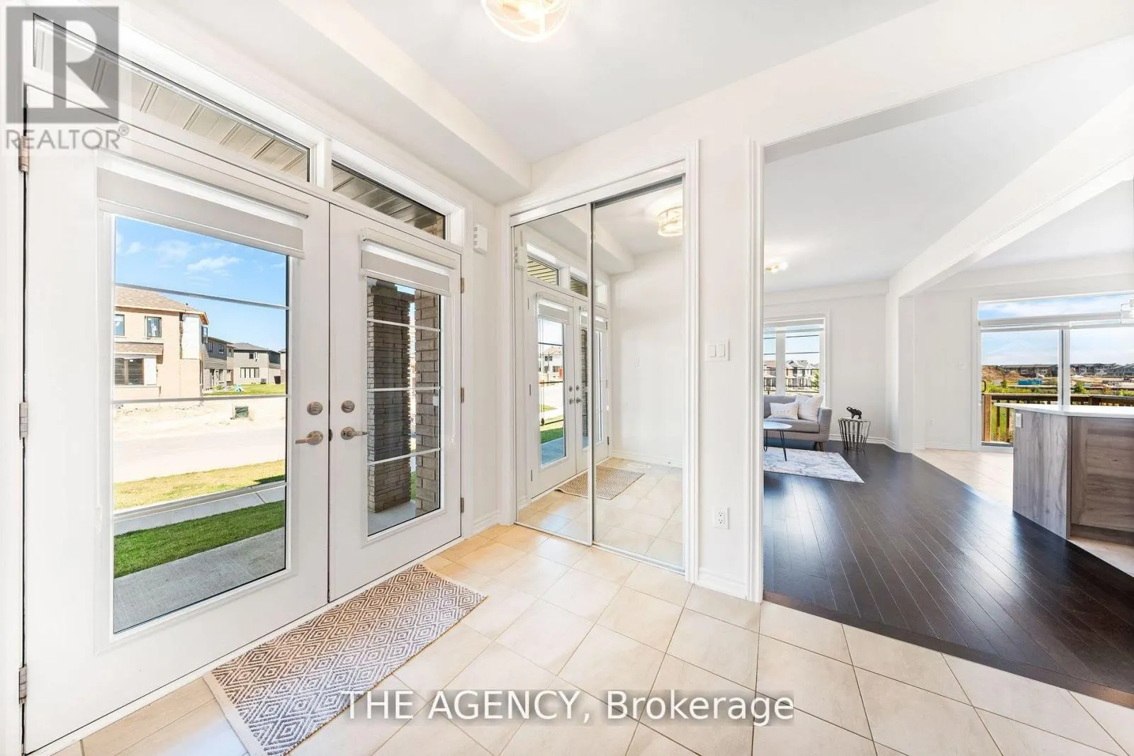 1 BEE CRESCENT