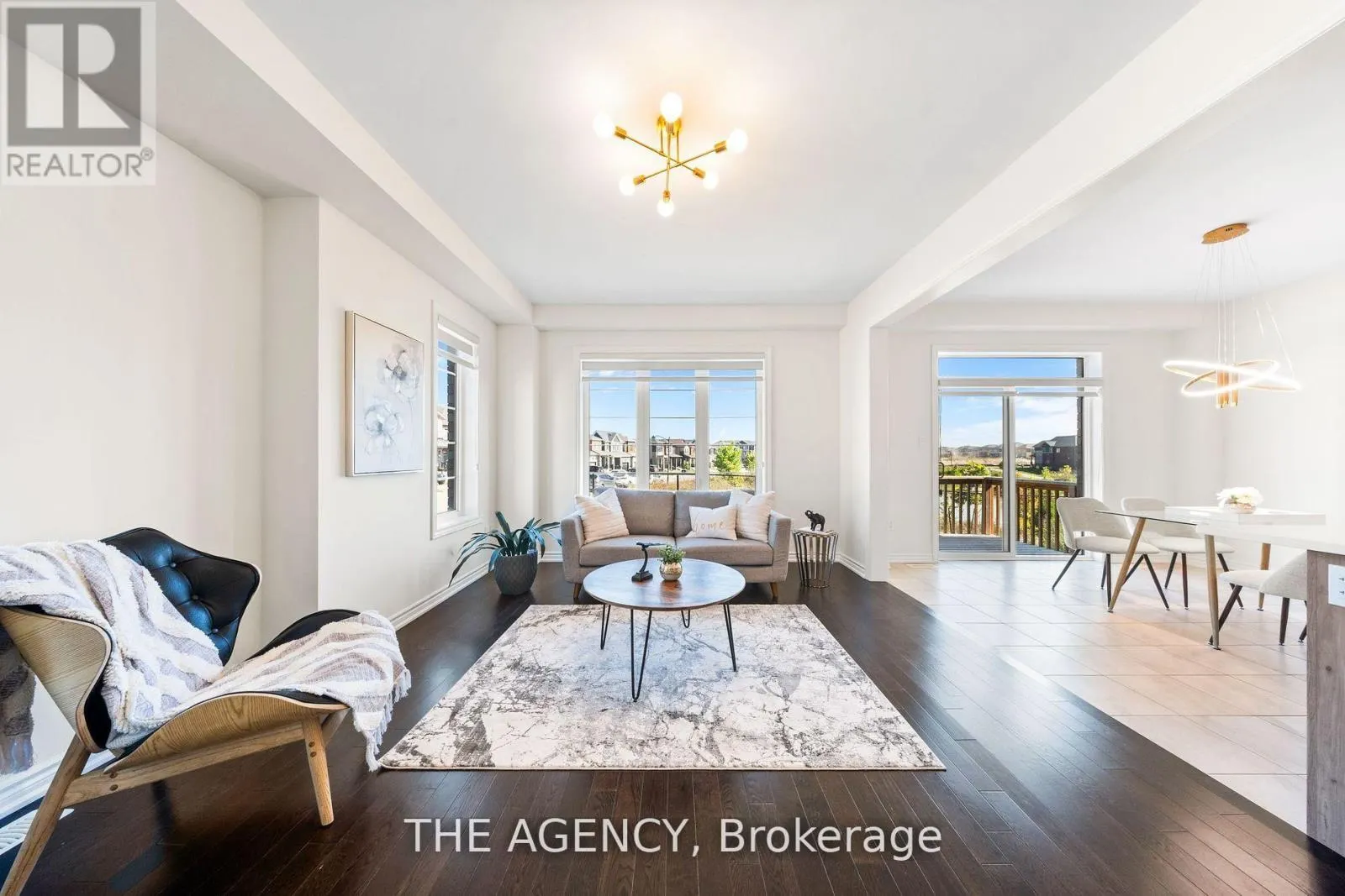 1 BEE CRESCENT