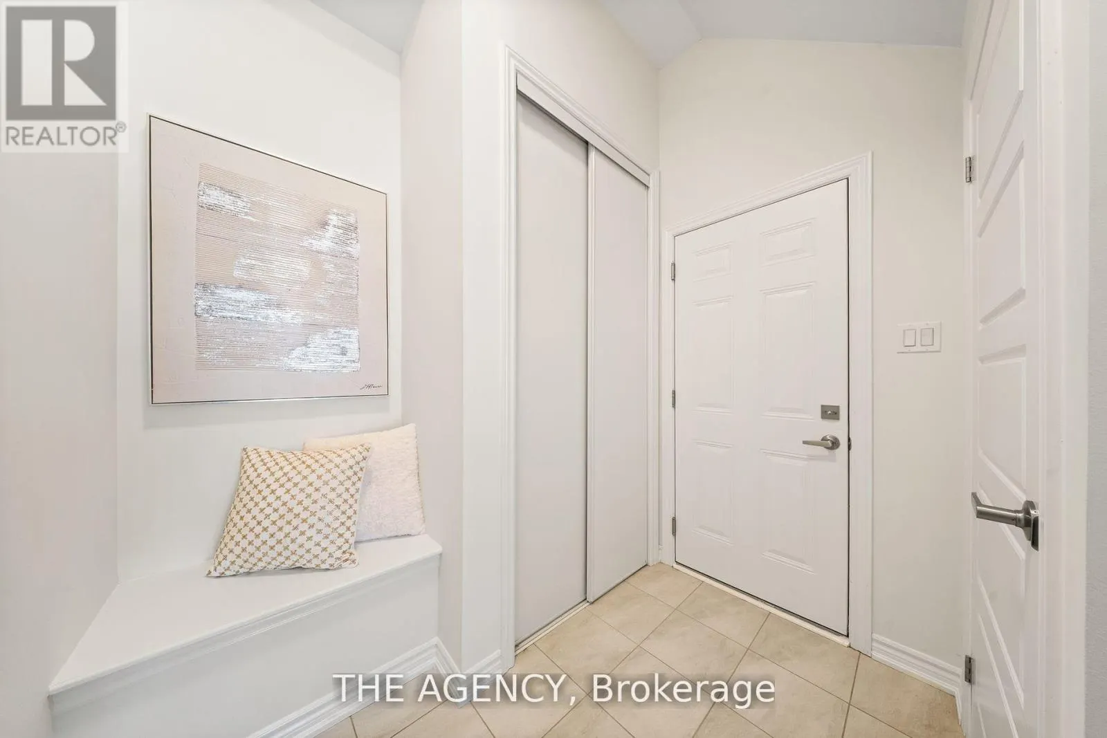 1 BEE CRESCENT