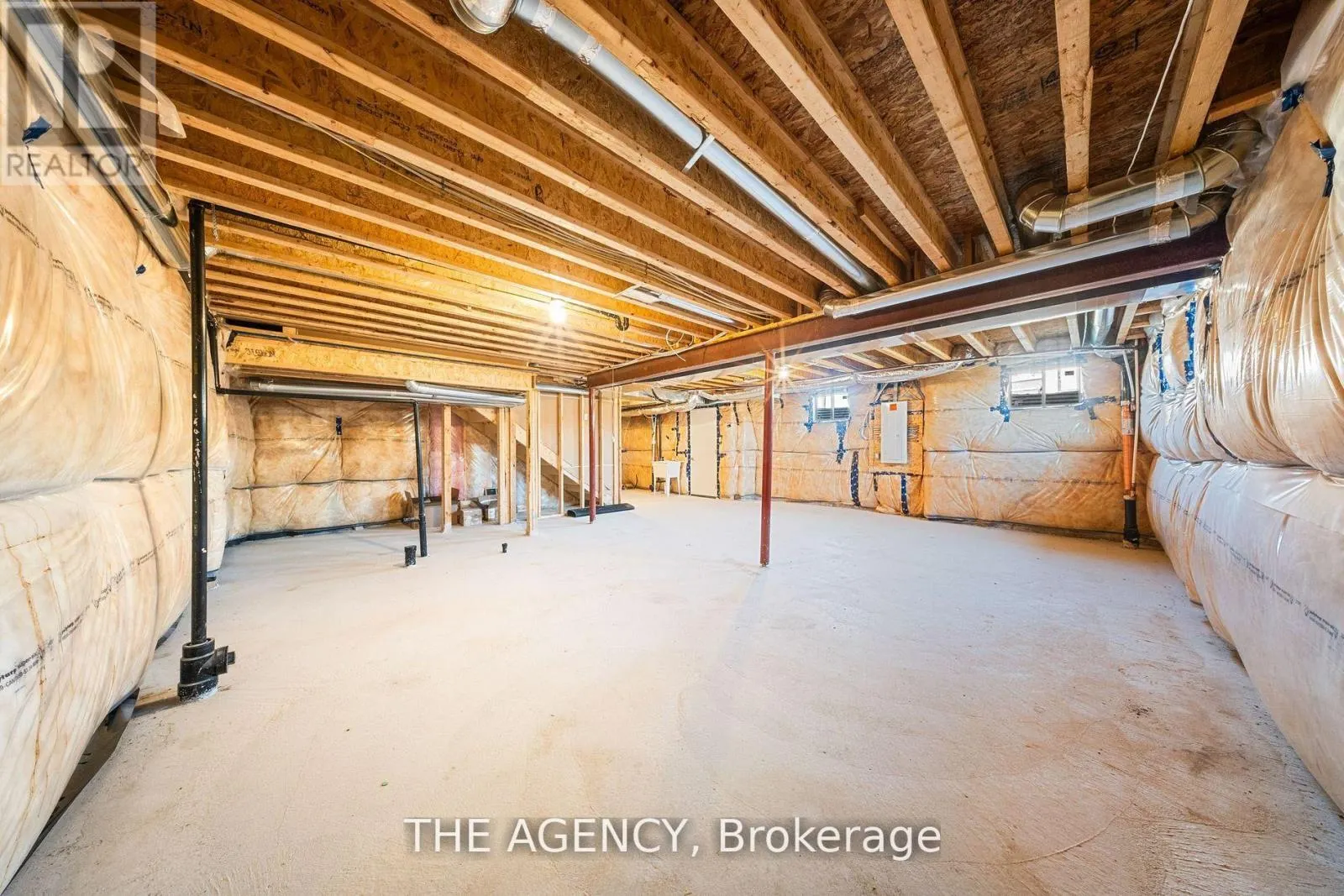 1 BEE CRESCENT