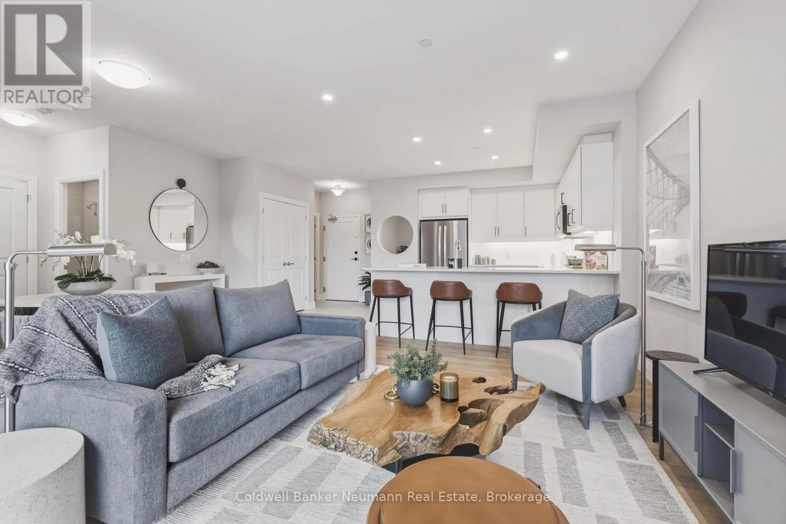 505 - 1882 GORDON STREET #505