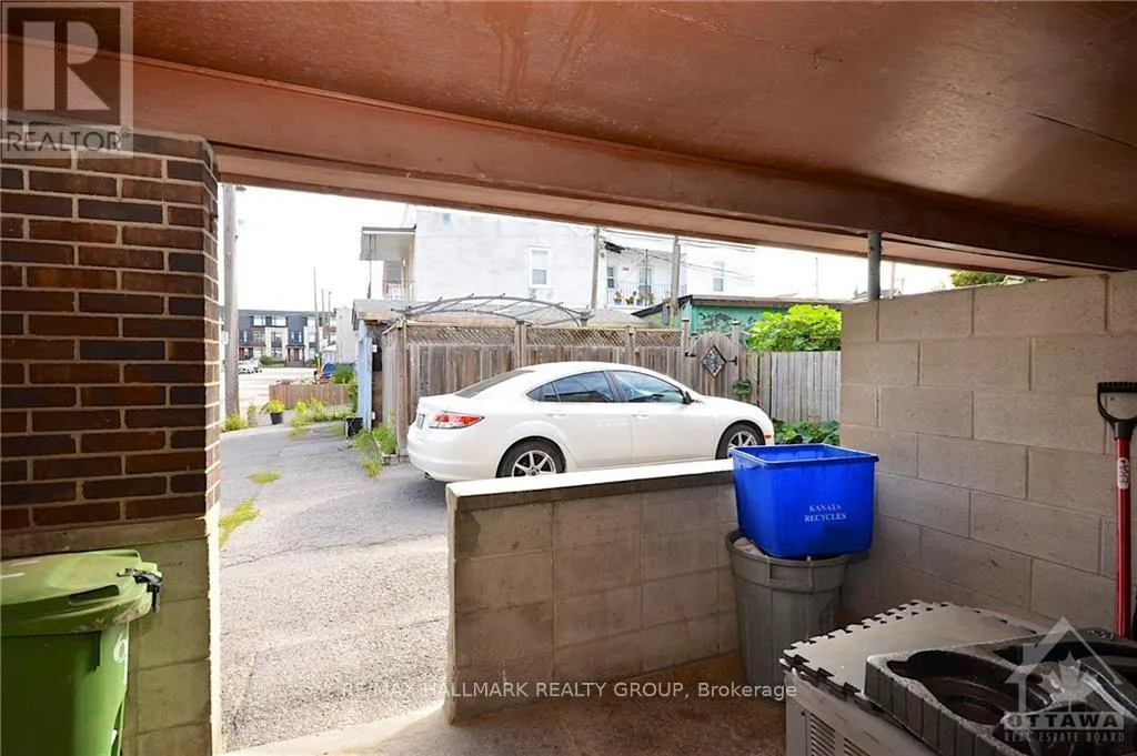 205 ROCHESTER STREET