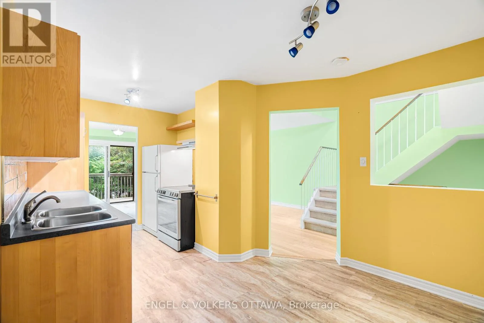 6 BRIDGEWATER TERRACE
