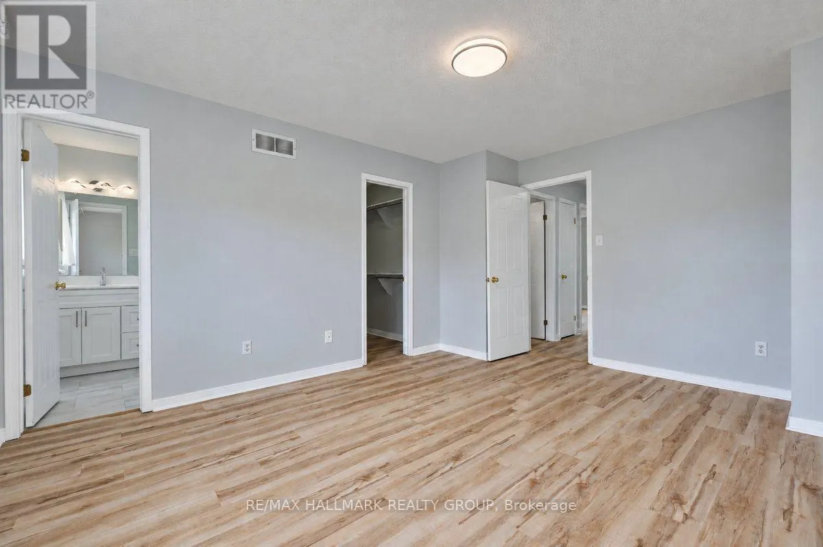 52 PIPER CRESCENT