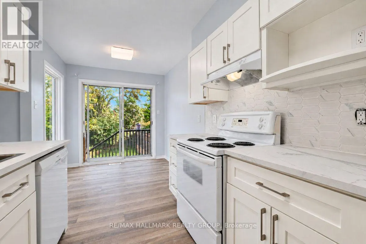 52 PIPER CRESCENT