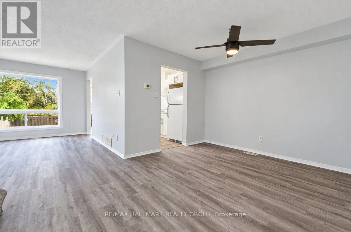 52 PIPER CRESCENT