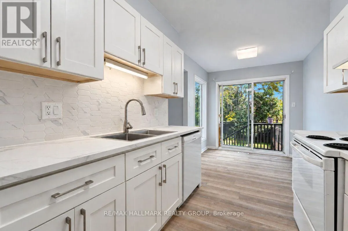 52 PIPER CRESCENT
