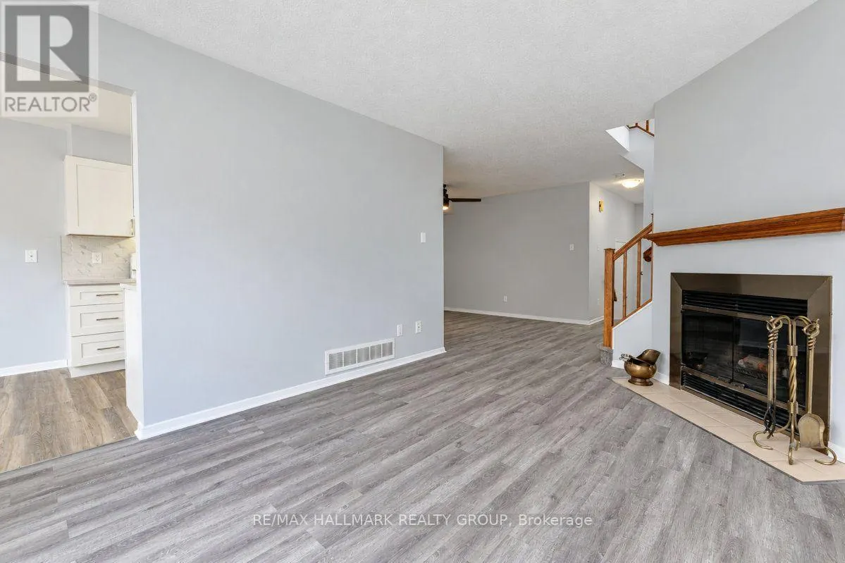 52 PIPER CRESCENT
