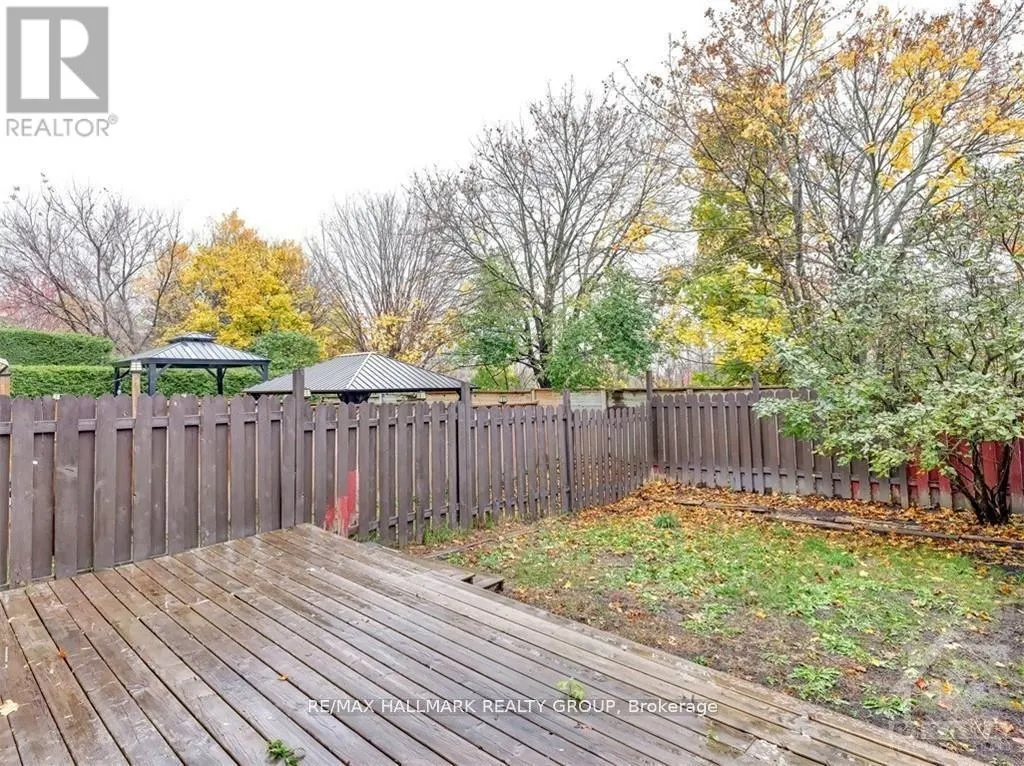 52 PIPER CRESCENT