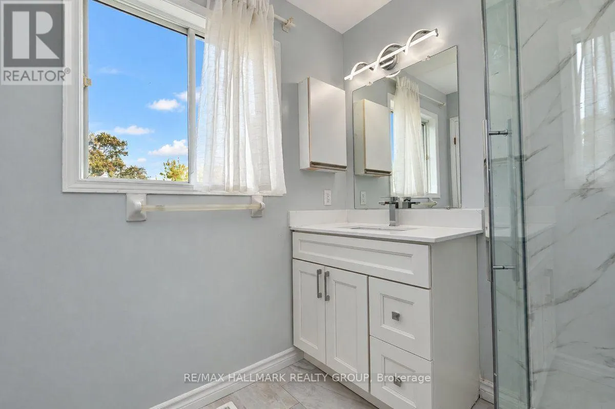 52 PIPER CRESCENT