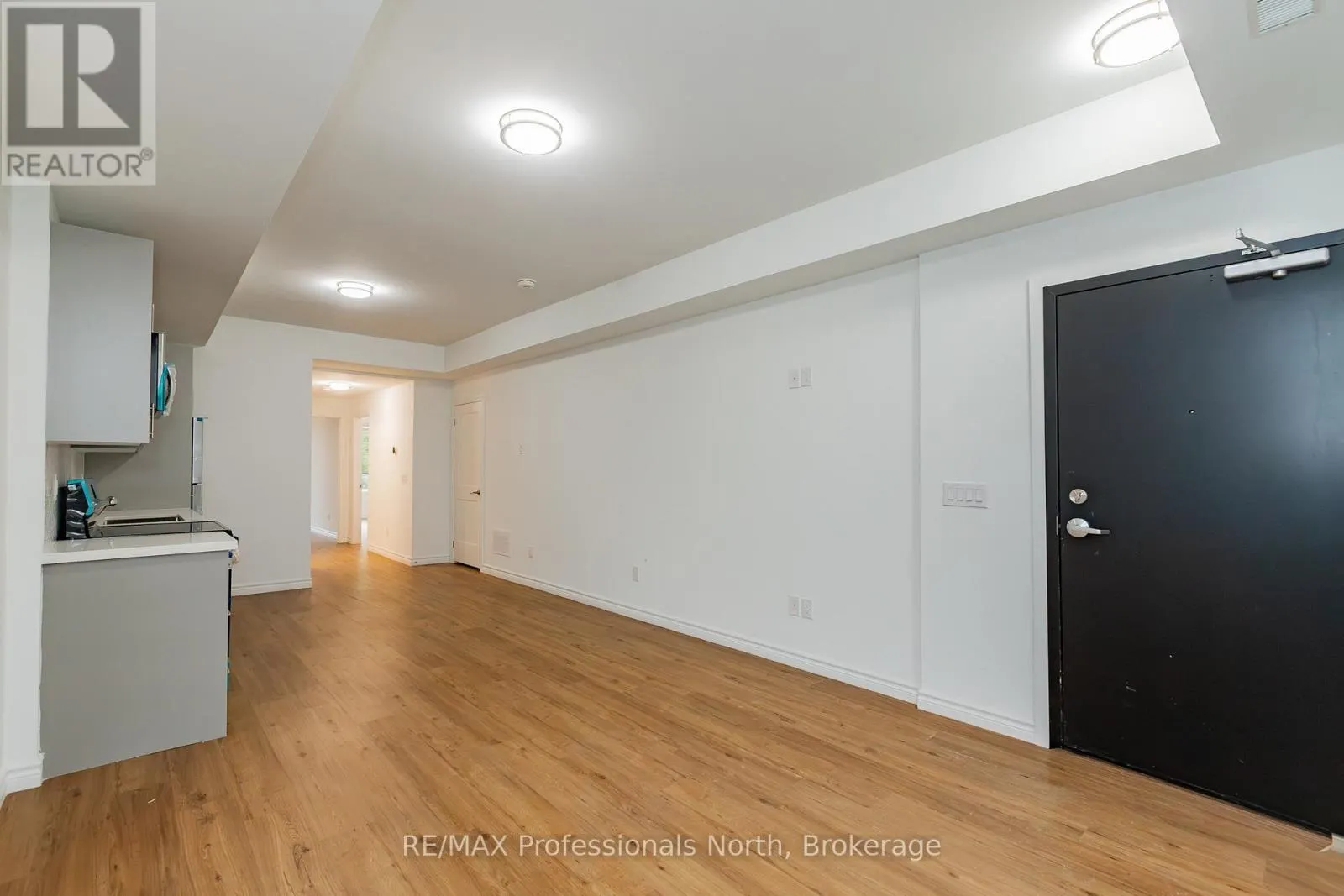 104 - 6 SUNCREST LANE #104