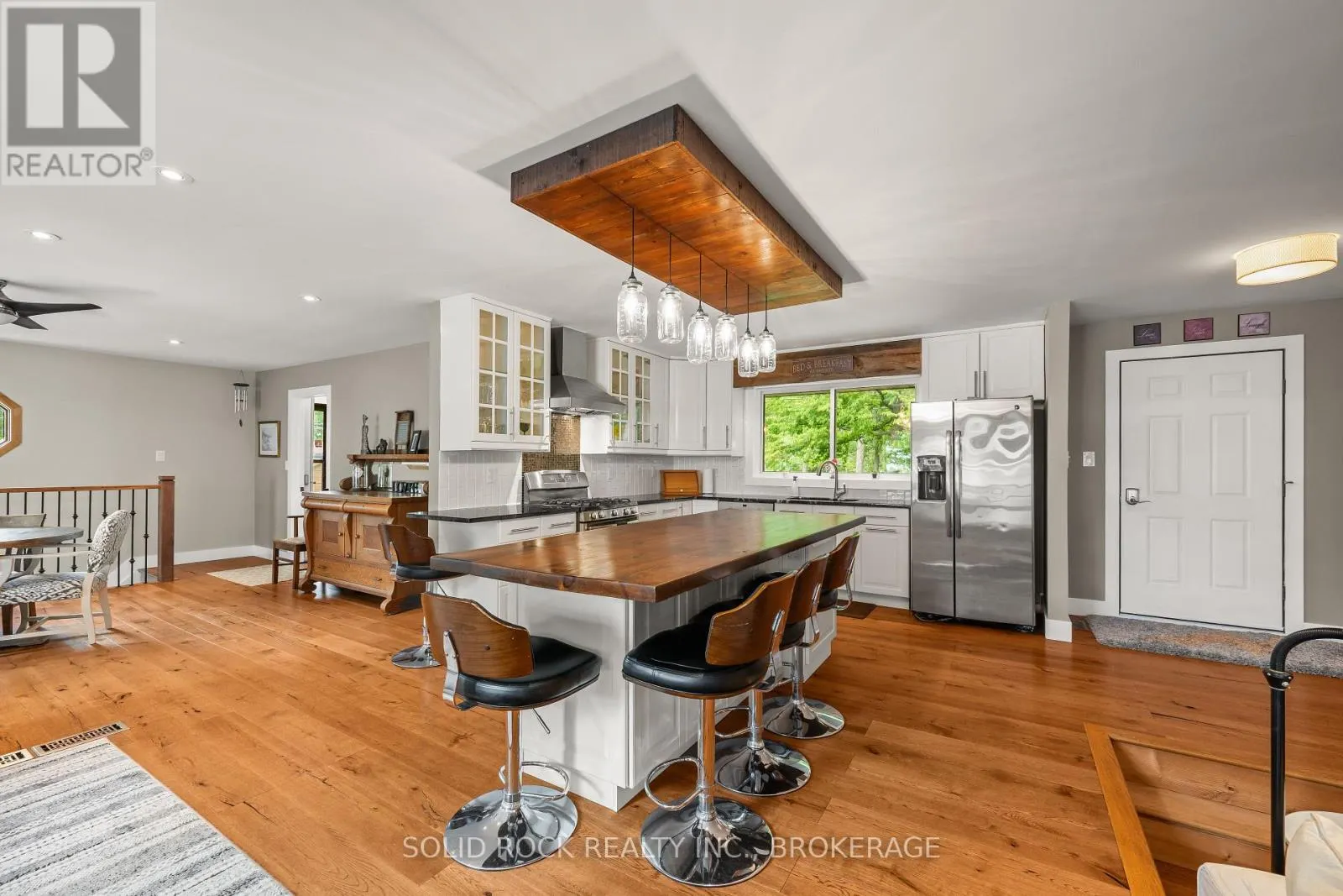 220 HAVENWOOD TRAIL