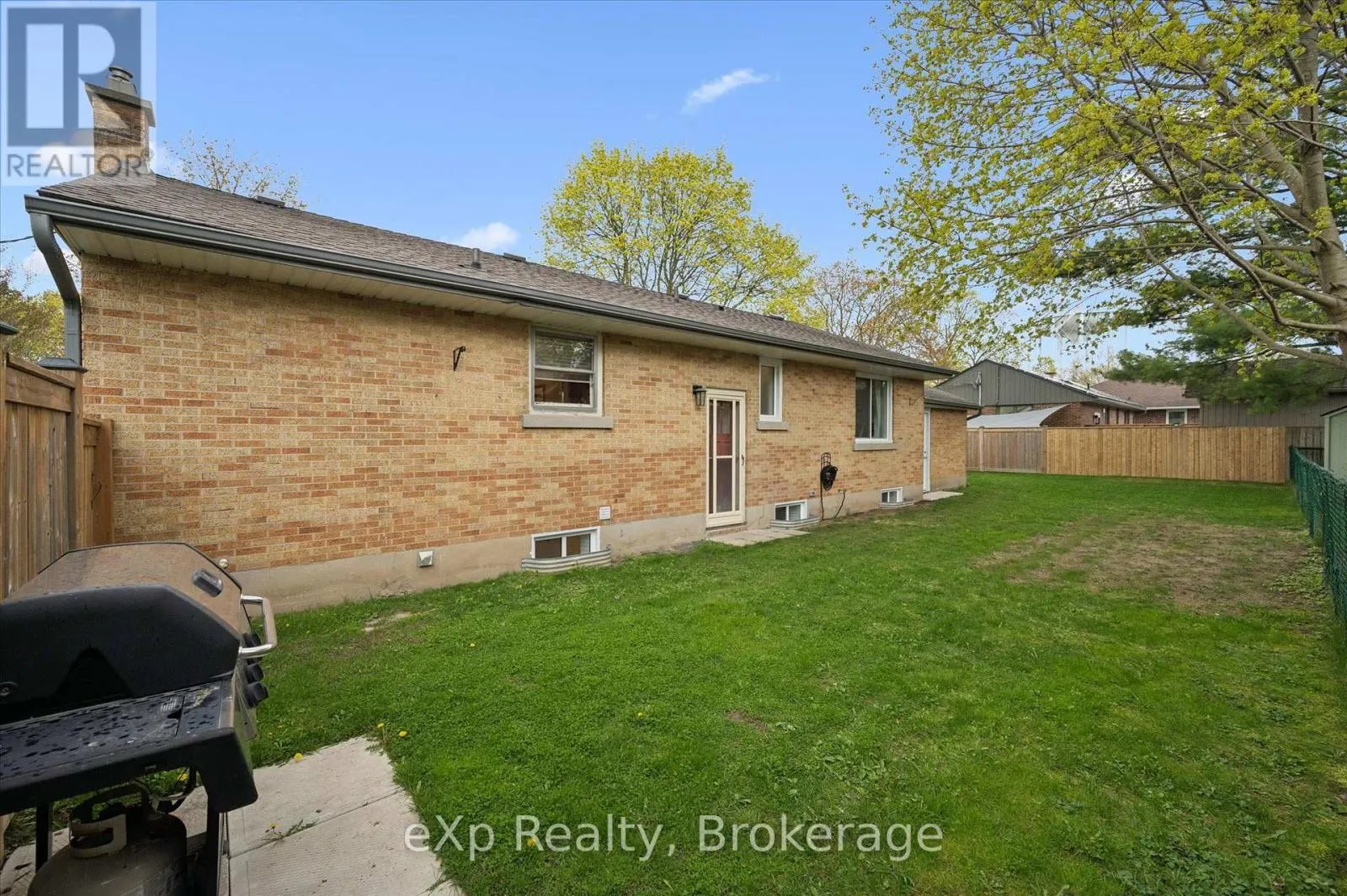 14 GLENWOOD AVENUE