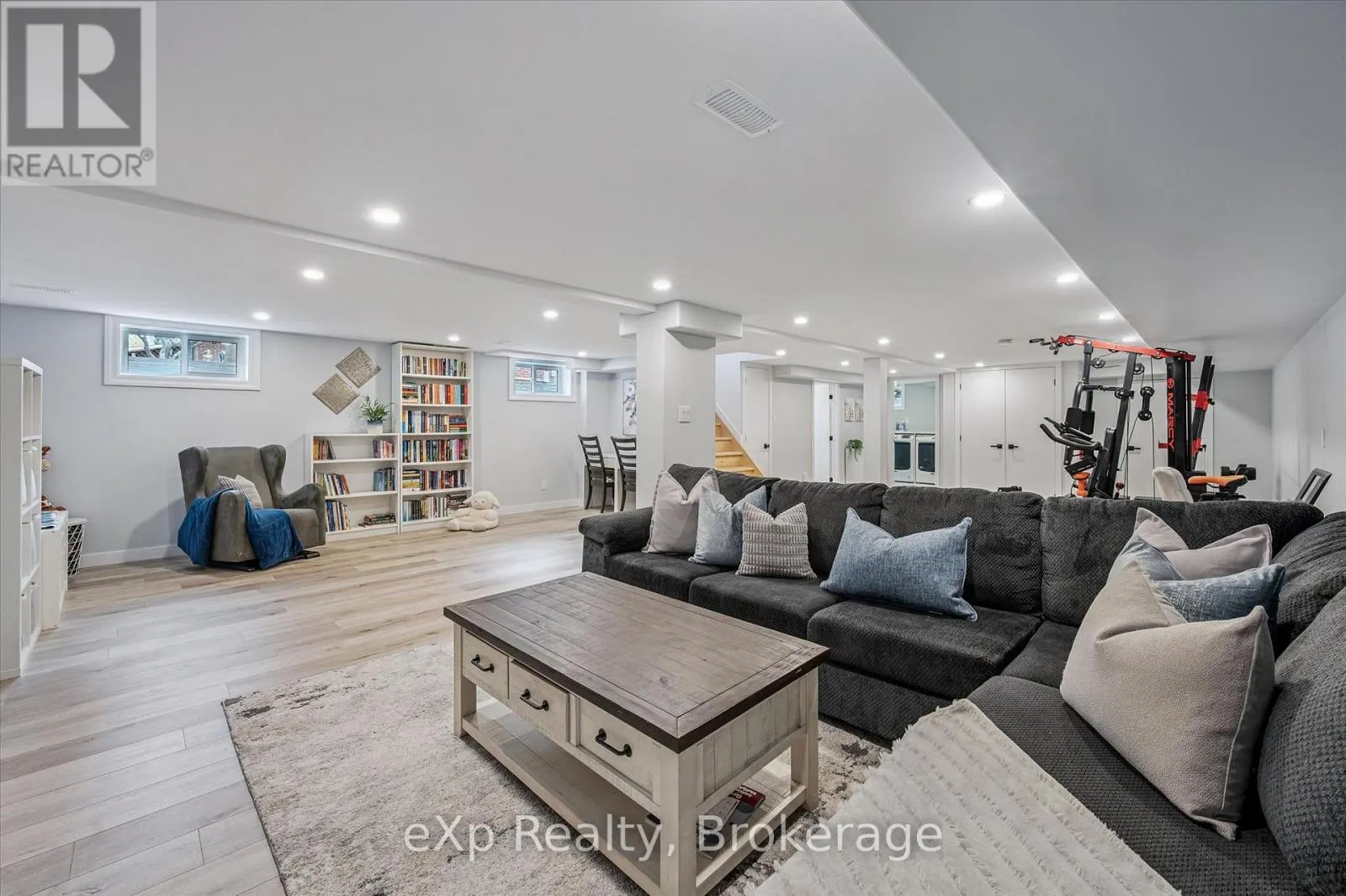 14 GLENWOOD AVENUE