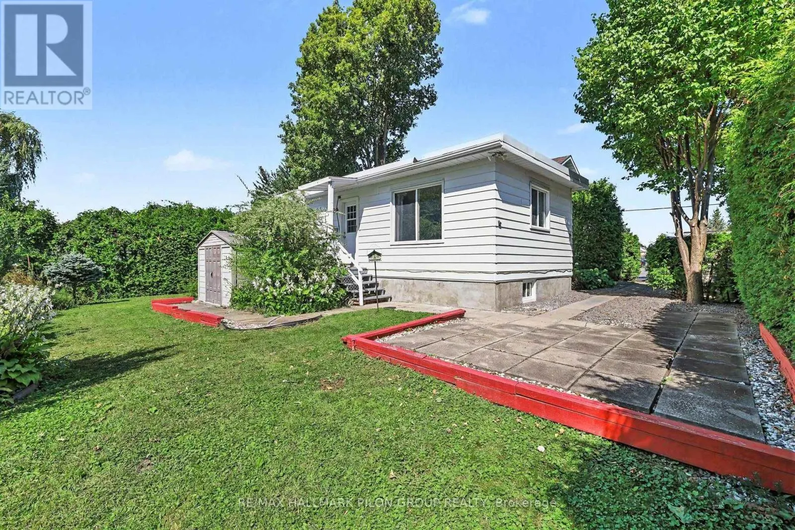 1290 ST. JEAN STREET
