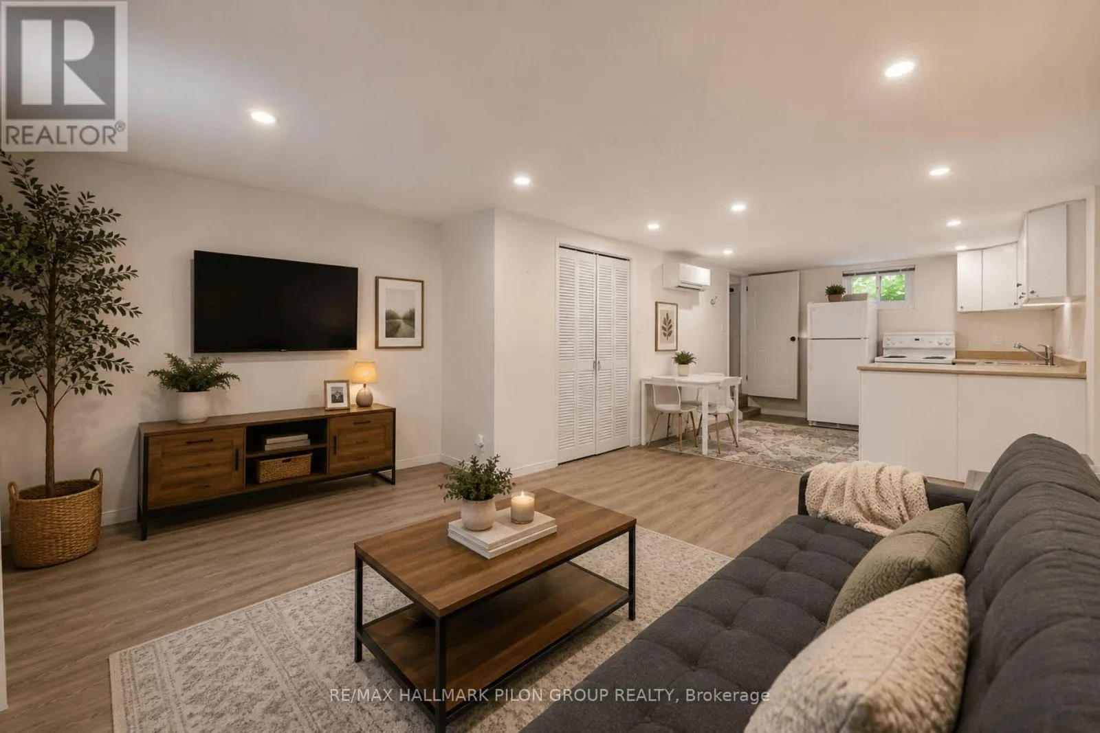 1290 ST. JEAN STREET