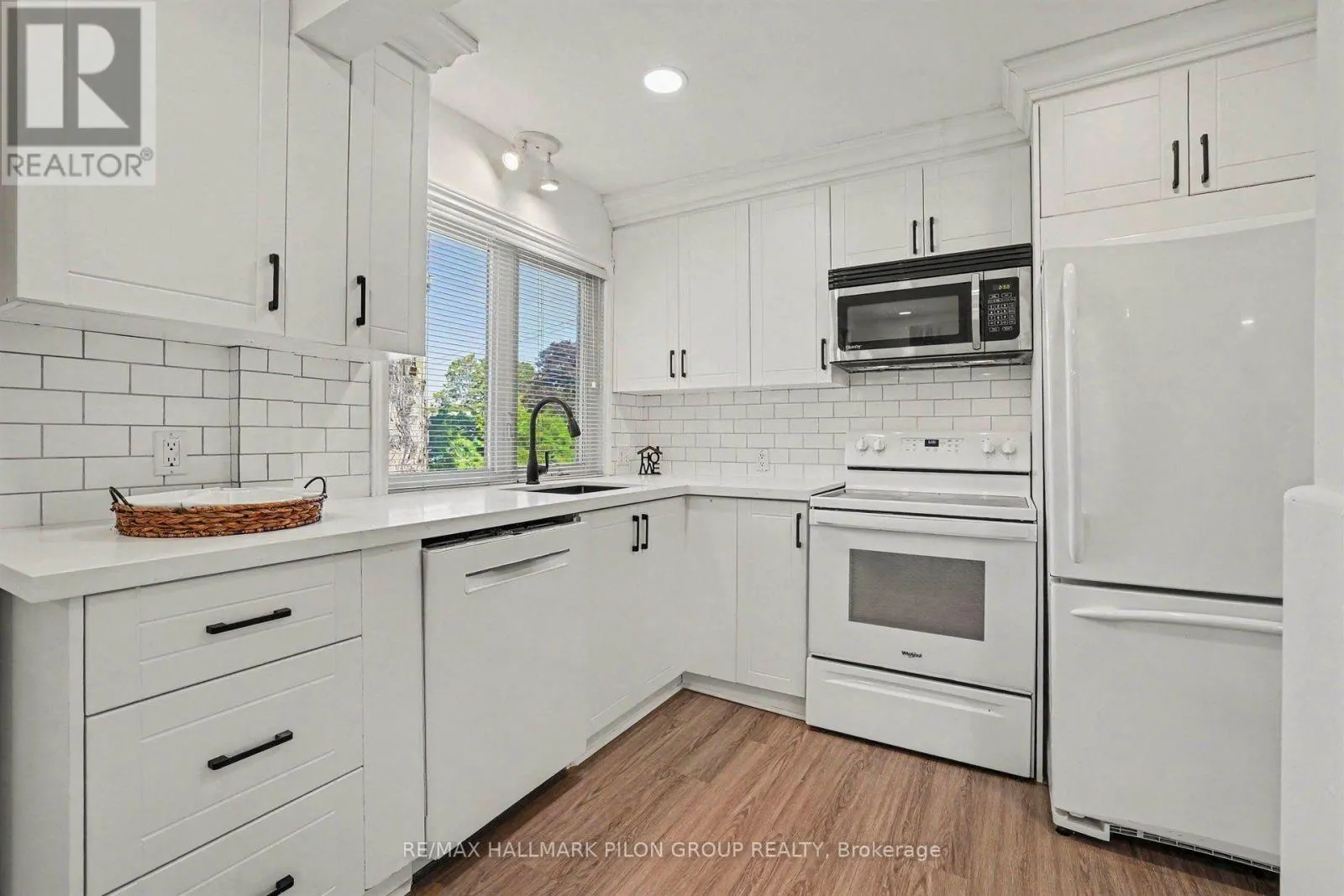 1290 ST. JEAN STREET