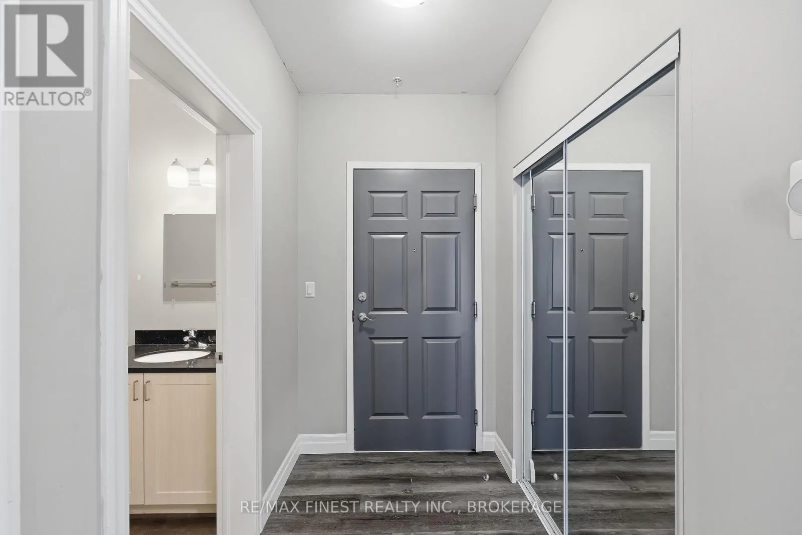 308 - 501 FRONTENAC STREET #308