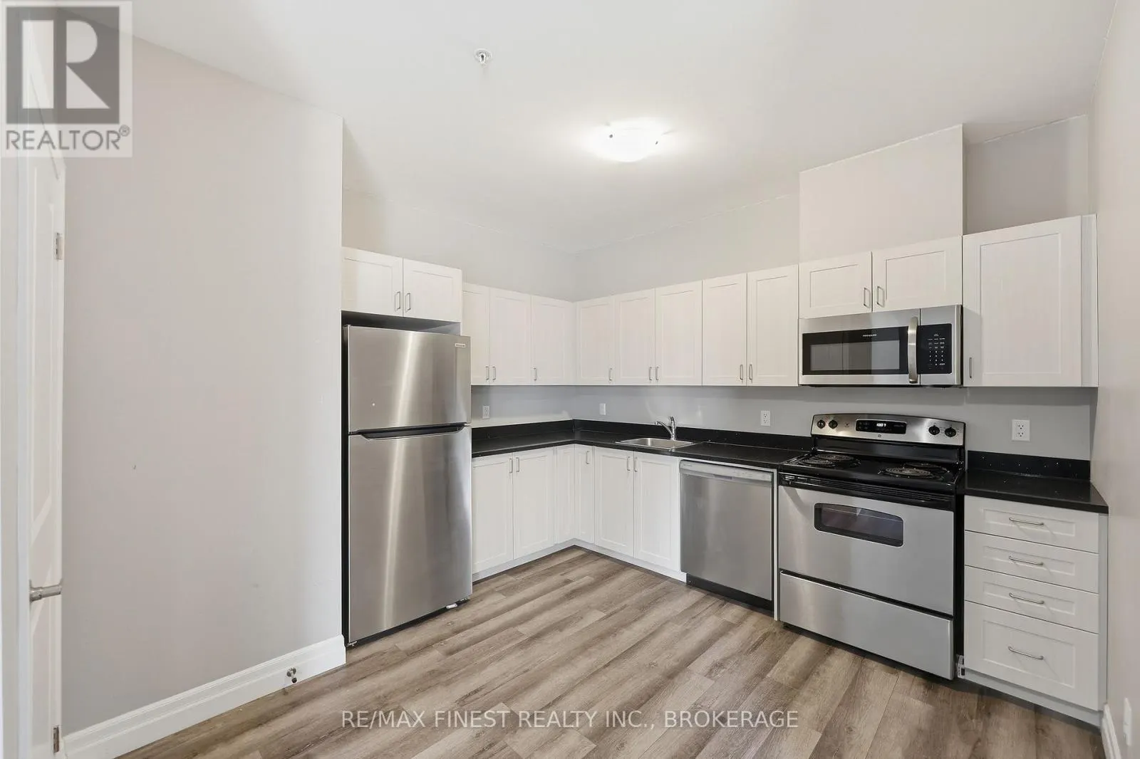 308 - 501 FRONTENAC STREET #308
