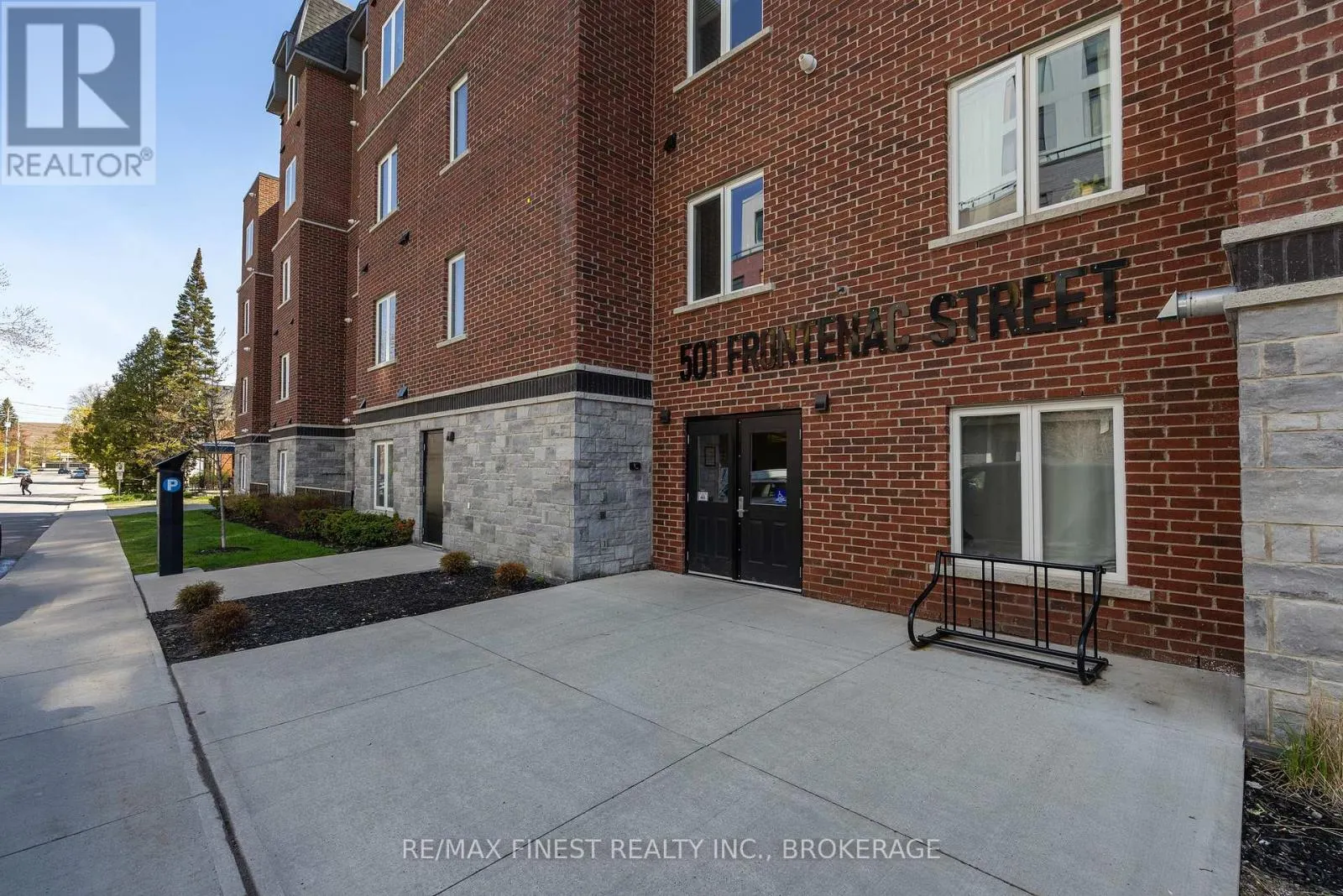 308 - 501 FRONTENAC STREET #308