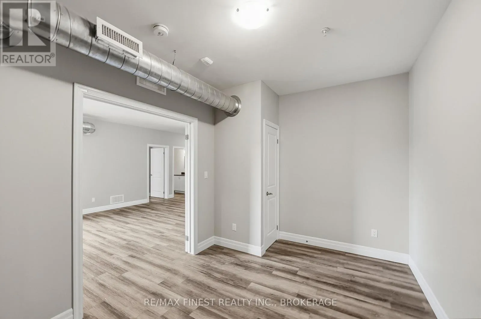 308 - 501 FRONTENAC STREET #308