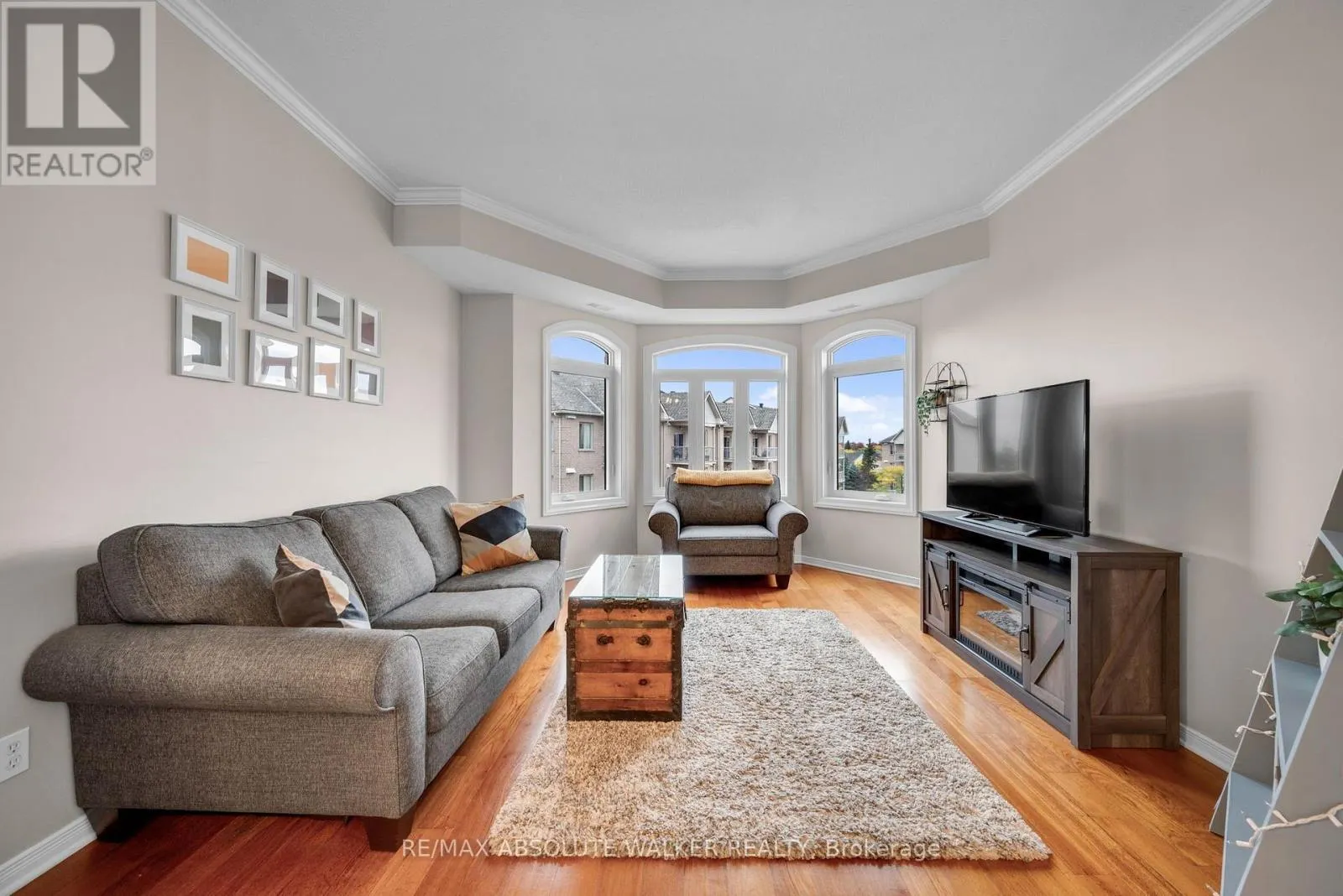 7 - 50 BRIARGATE PRIVATE
