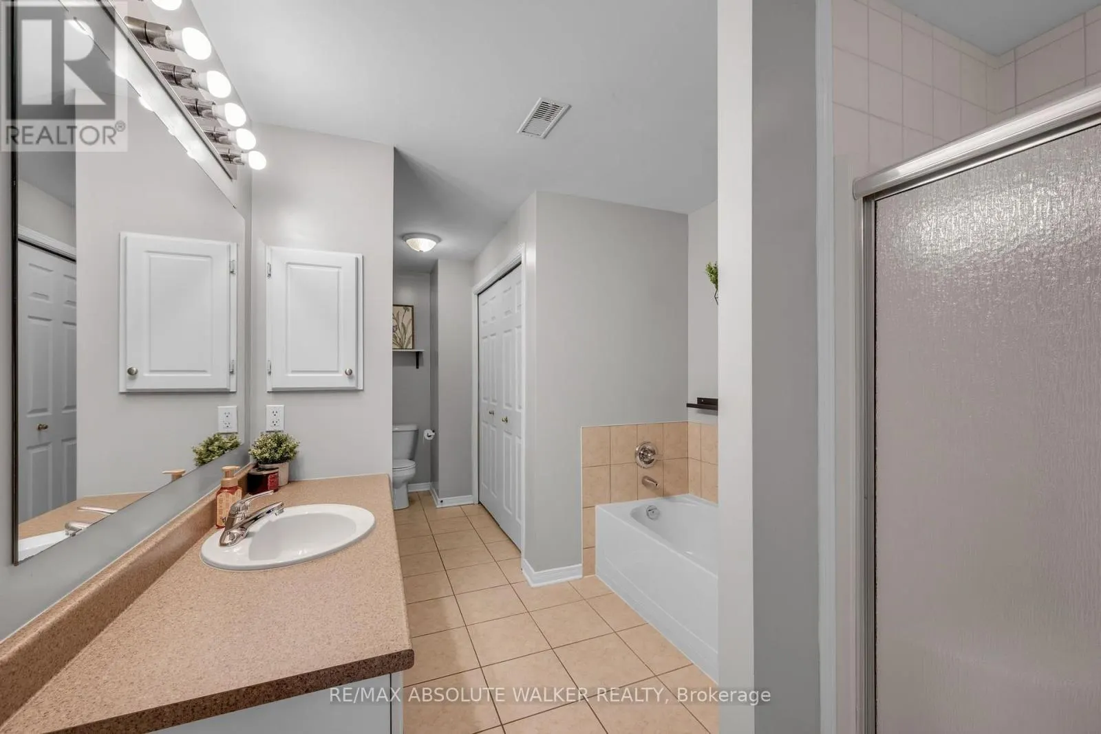 7 - 50 BRIARGATE PRIVATE