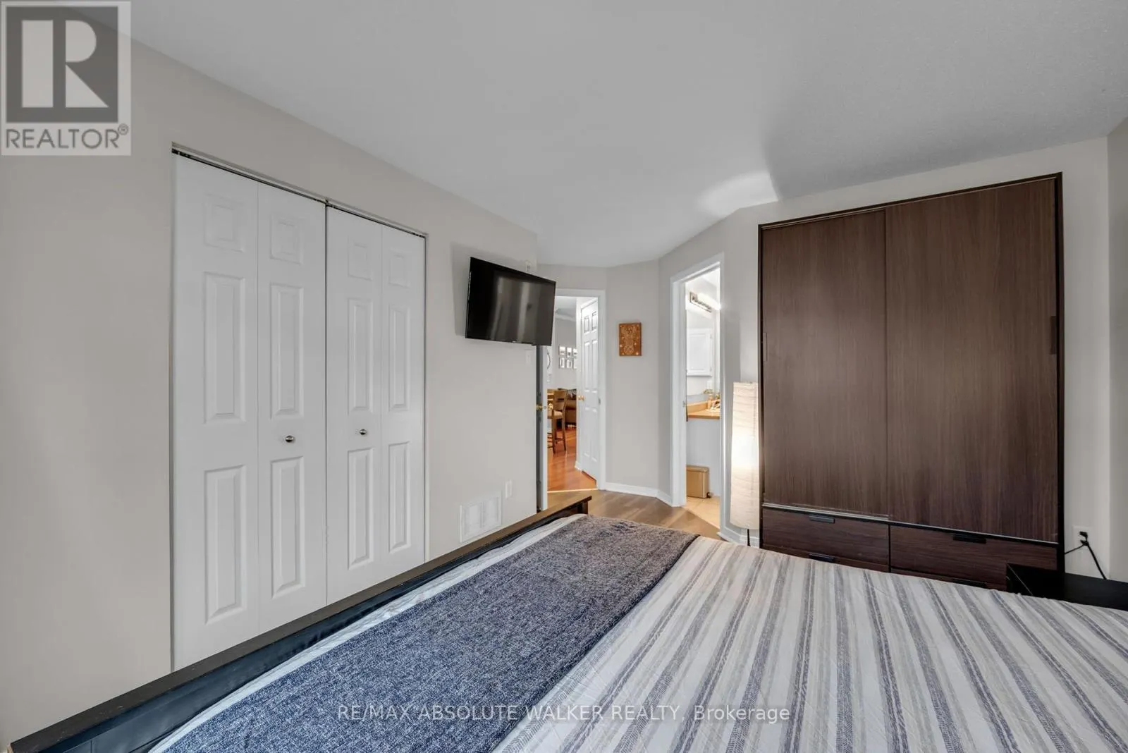 7 - 50 BRIARGATE PRIVATE