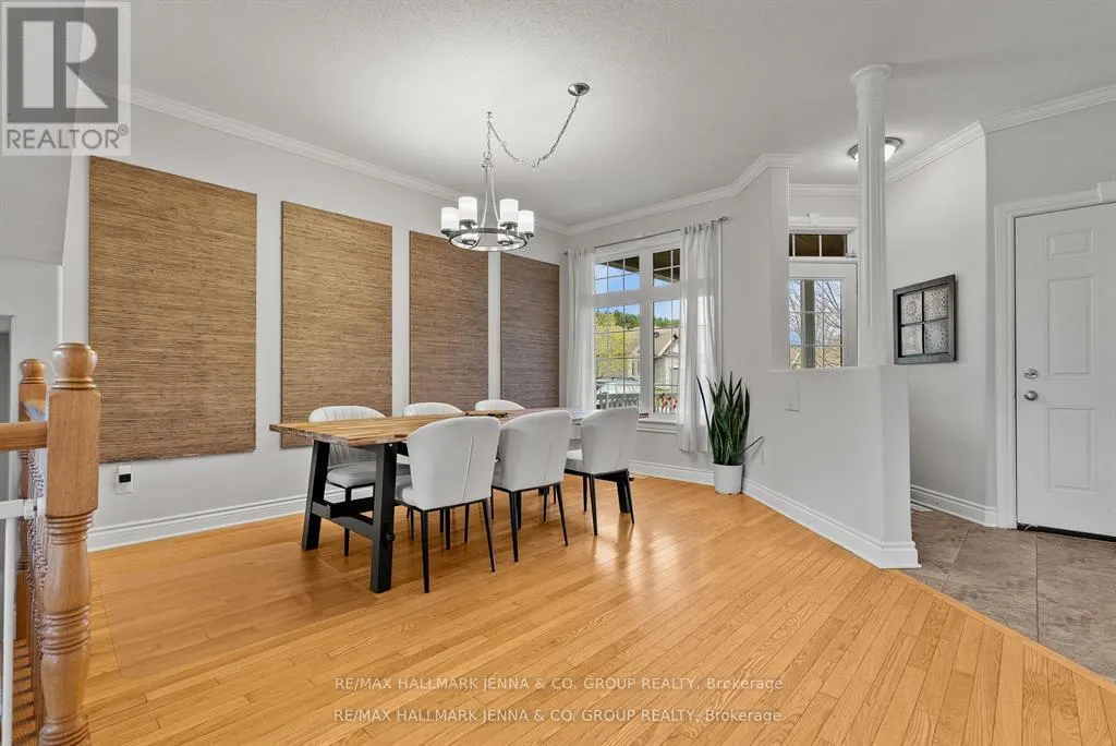 281 TOPAZE CRESCENT